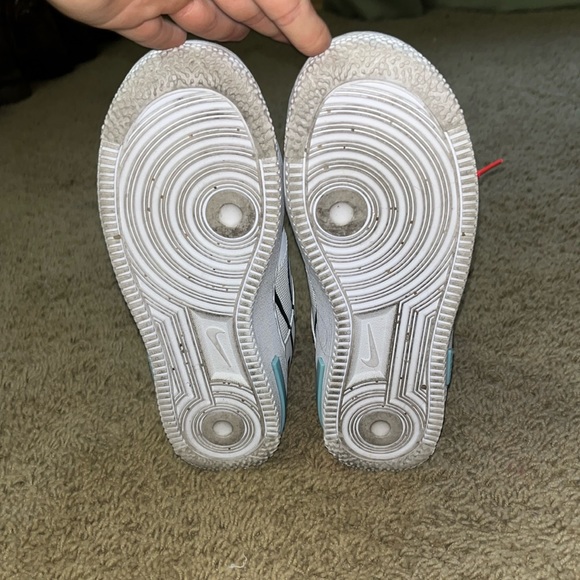 Nike air force react shoe - Picture 3 of 5